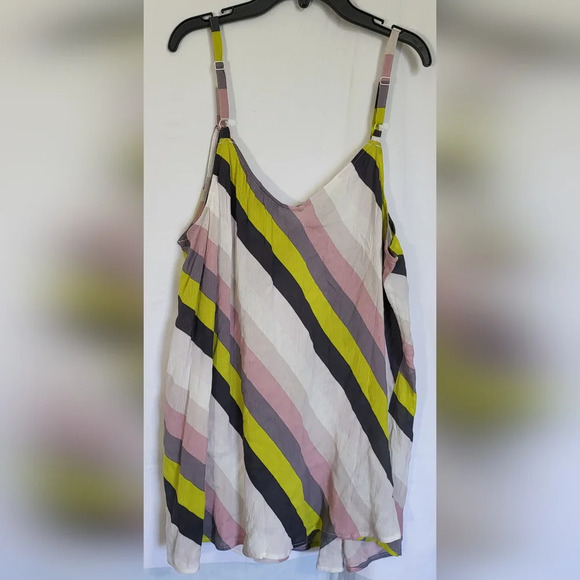 Torrid Sophie Multi Stripe Crinkle Gauze Swing Cami Top, Size 1X (14-16) - Picture 5 of 8